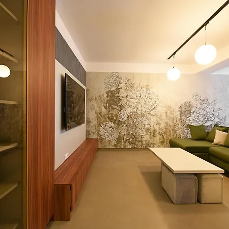 Apartment Suspended Gardens *